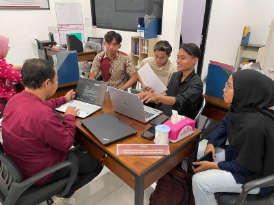 Bimbingan PKM Mahasiswa Ilmu Komunikasi Harkat Negeri Tegal, Dorong Inovasi Pengabdian dan Kewirausahaan Mahasiswa Ilkom