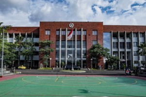 Gedung Perkuliahan